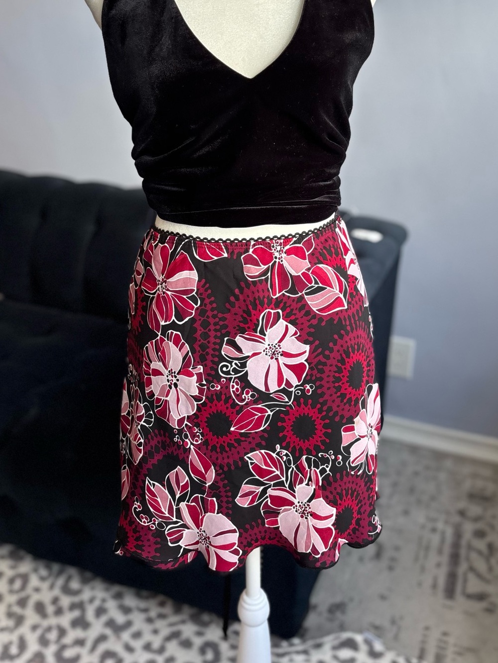 Y2K Briggs Red Floral Mini Skirt